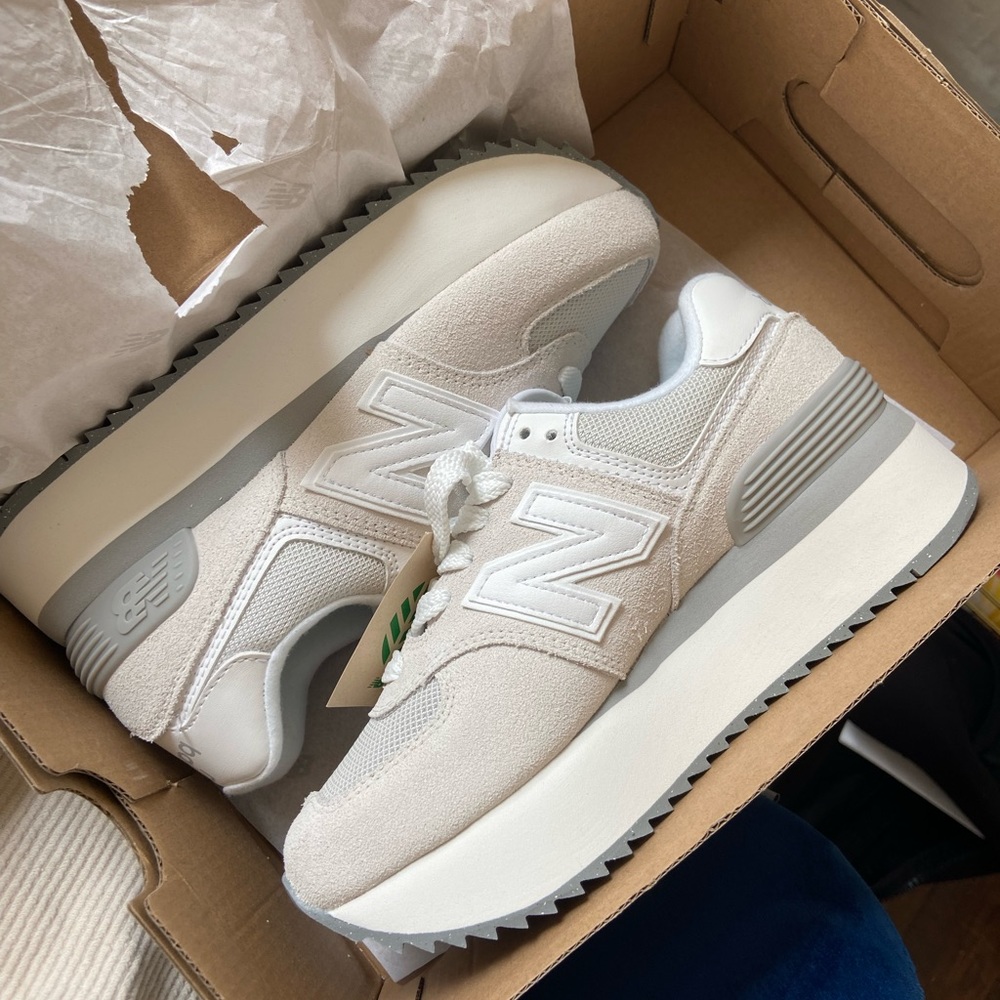 NEW WITH TAGS New Balance 574+